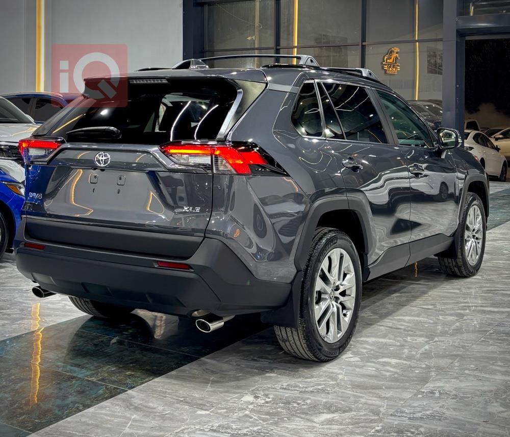 تويوتا راف 4